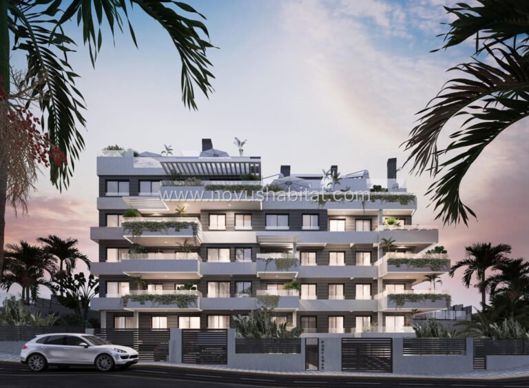 Íbúð í Estepona - N8621 - foto 2