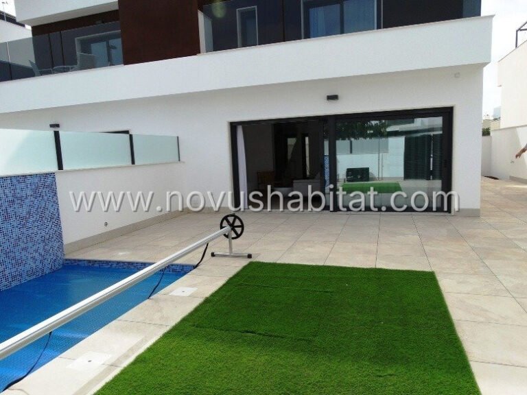 Townhouse in Pilar de La Horadada - N6902 - foto 25