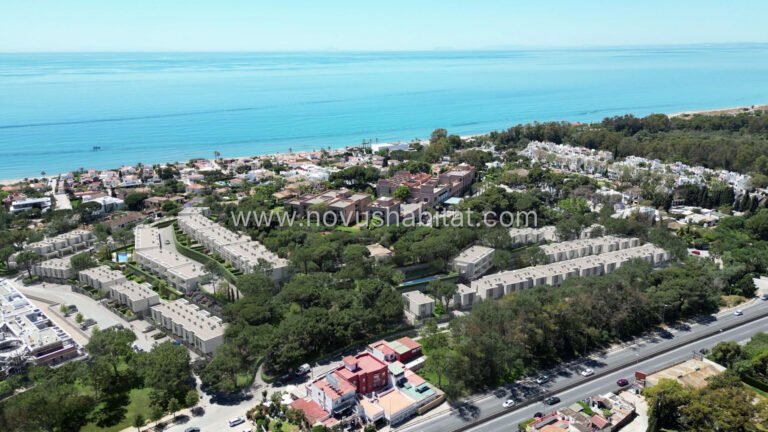 Townhouse in Marbella - foto 4