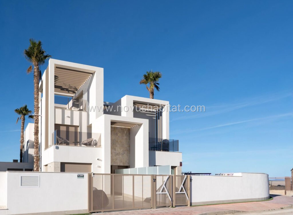 Townhouses in Los Alcazares