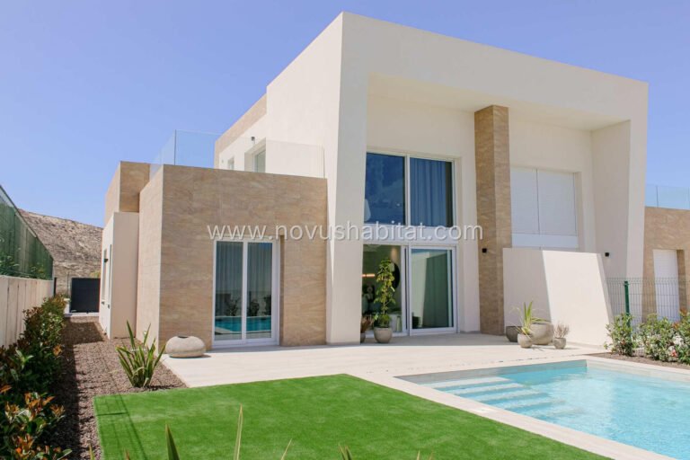 Townhouse in Algorfa - N9538