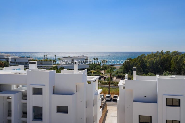 Penthouse in Estepona