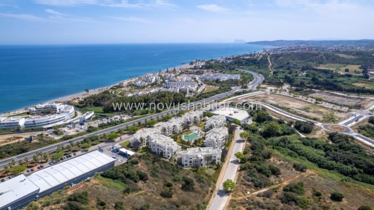 Þakíbúð í Estepona - N7408 - foto 30