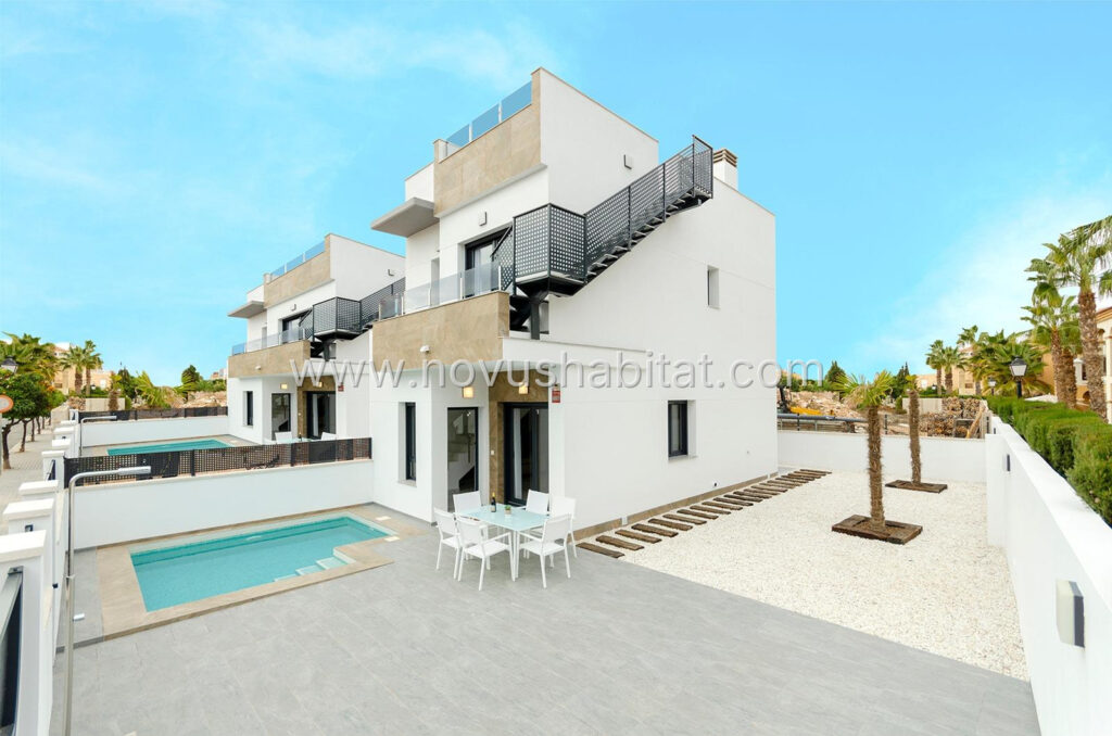 Villa en Torrevieja - N7949 – foto 1