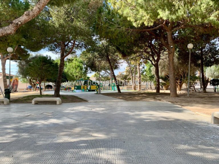 Townhouse in Los Alcazares - N8182 - foto 11