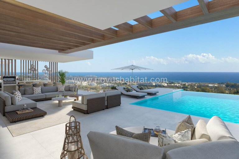 Villa in Estepona - N8037
