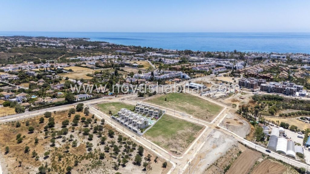 Townhouses in Estepona
