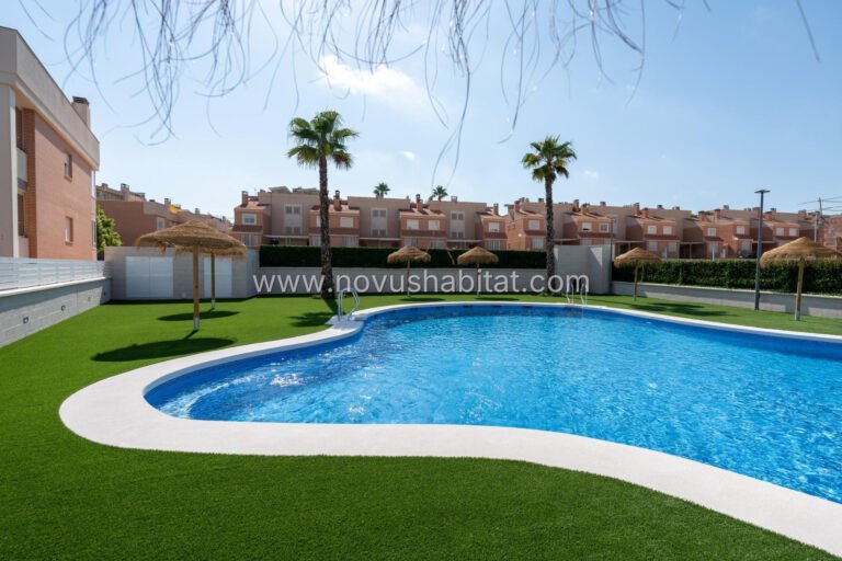 Adosado en Gran Alacant - N6063 - foto 30