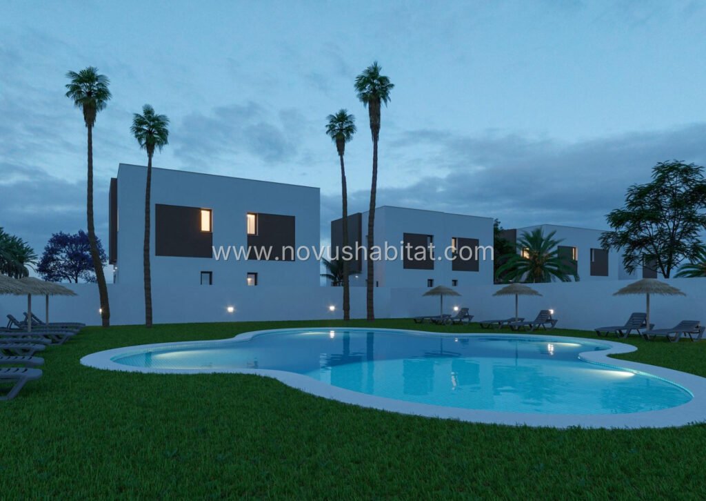 Townhouses in La Marina