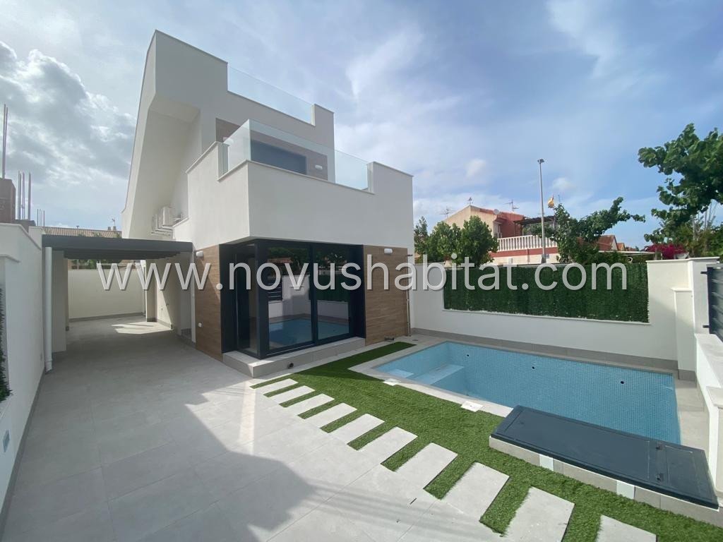 Villa in Los Alcazares