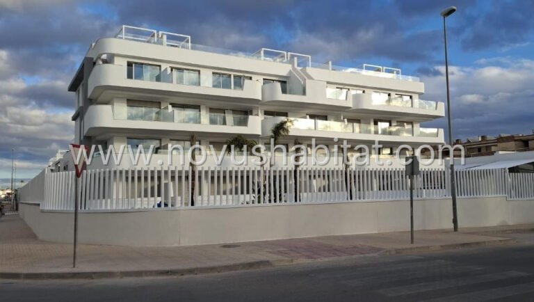 Íbúð í Orihuela Costa - N6862