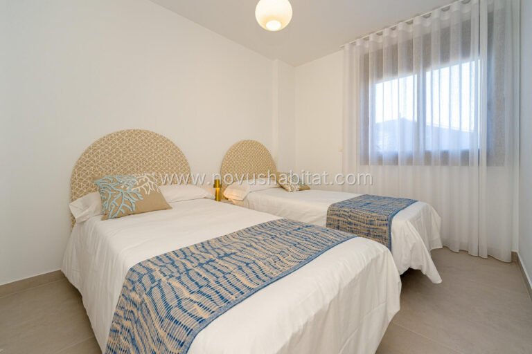 Íbúð í Villajoyosa - N9204 - foto 12