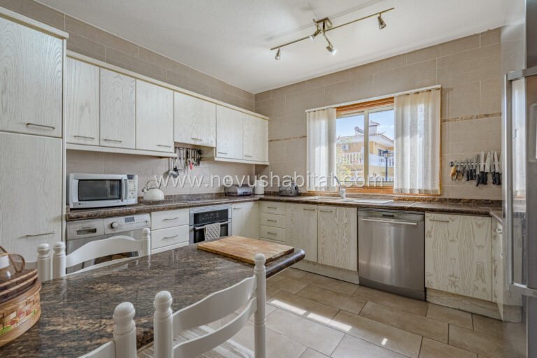 Villa en Chayofa - RS-138 - foto 19