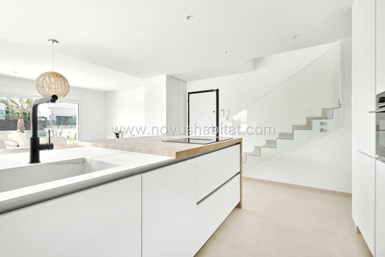 Villa en Los Montesinos - GS-1374 - foto 8