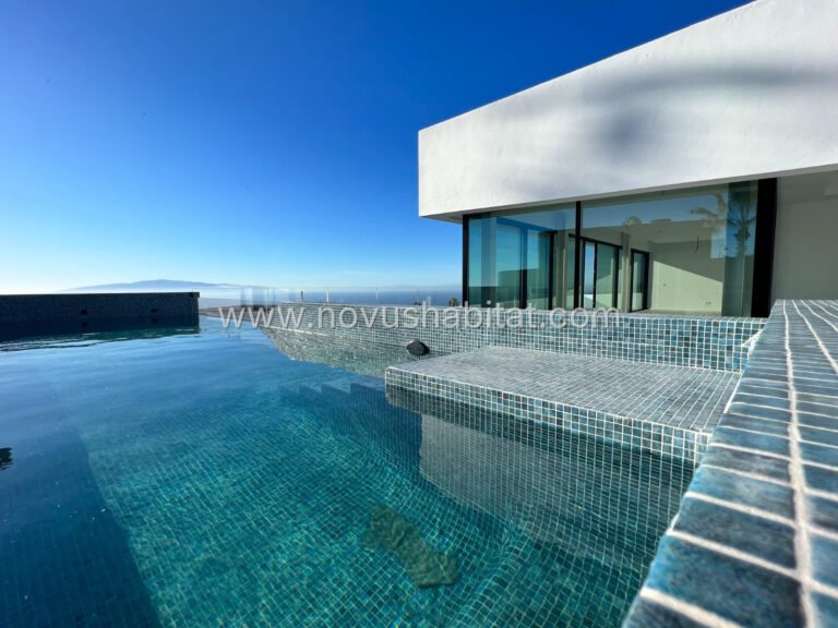 Villa en Adeje - T-2010251