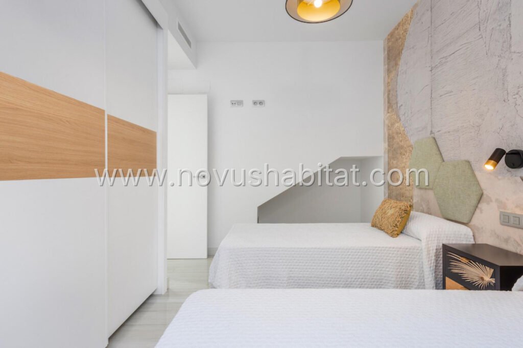 Villa en Los Montesinos - 59929 – foto 2