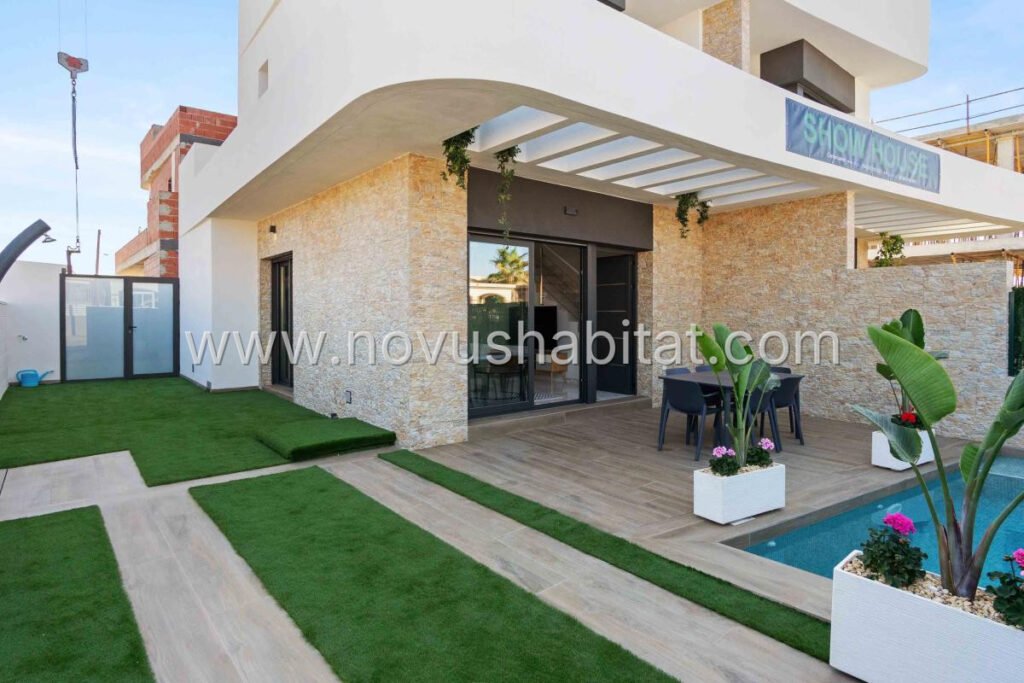 Villa en Los Montesinos - 67143 – foto 4