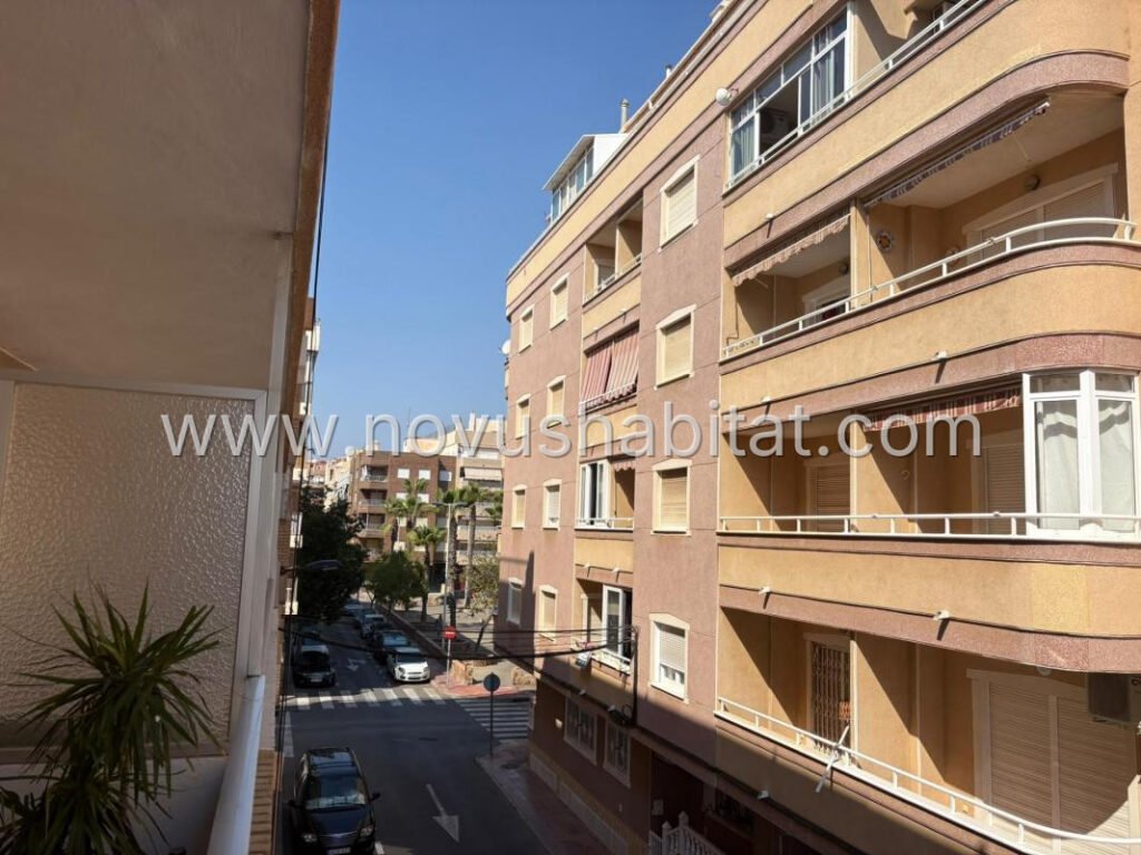 Apartment in Torrevieja - 617999 – foto 5