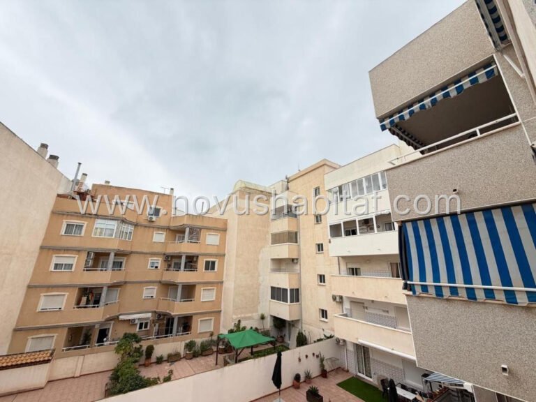 Apartment in Torrevieja - 619001 - foto 29