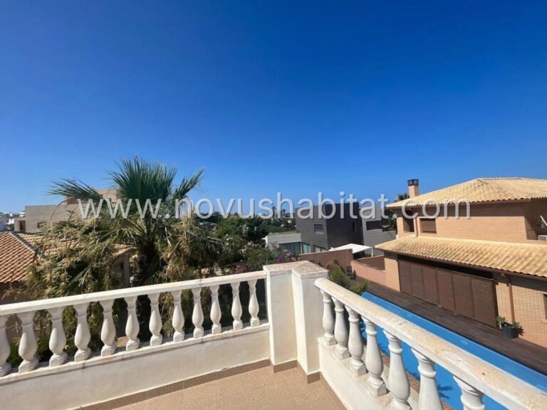 Villa í Torrevieja - 482382 - foto 8