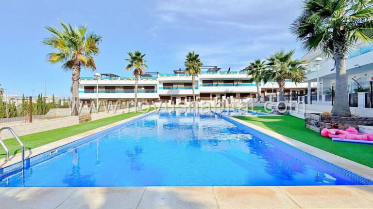 Townhouse in Torrevieja - 482370 - foto 2