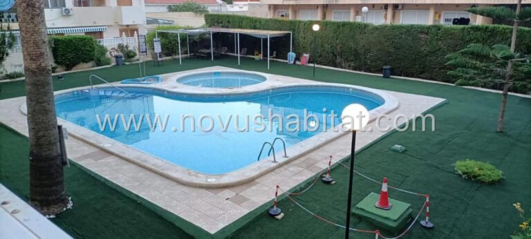 Apartment in Torrevieja - 481400 - foto 13