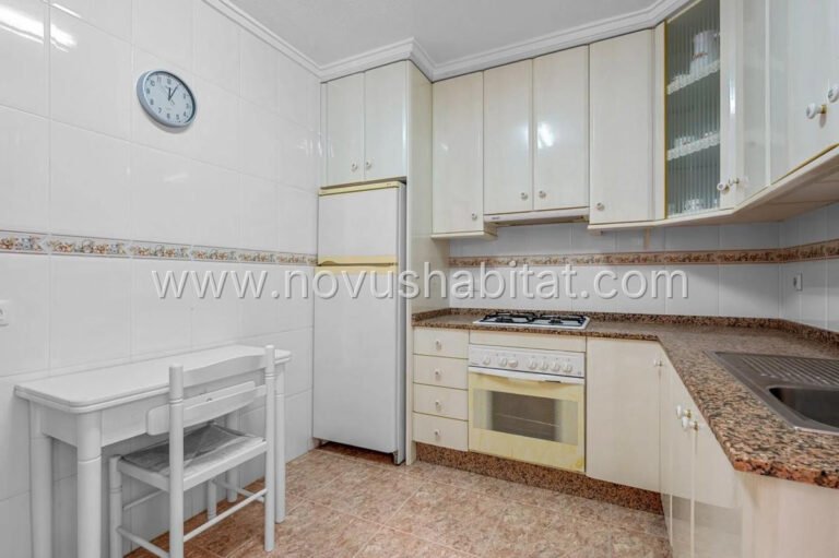 Apartment in Torrevieja - 481303 - foto 11