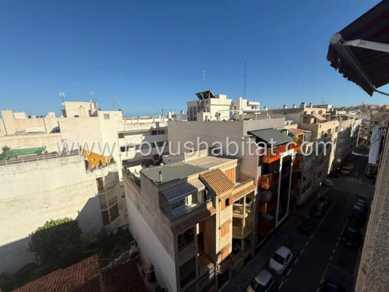 Íbúð í Torrevieja - 481276 - foto 14