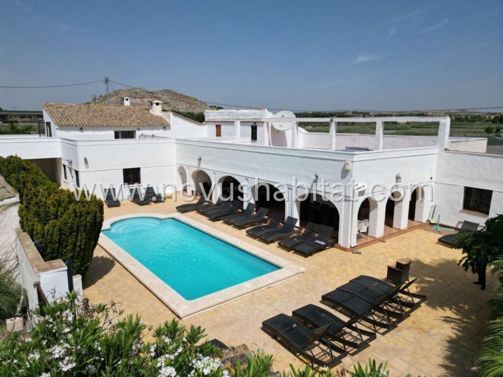 Villa í Villena - 477948 – foto 1