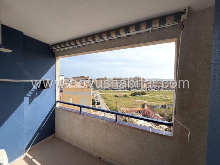 Apartment in Torrevieja - 479835 - foto 2