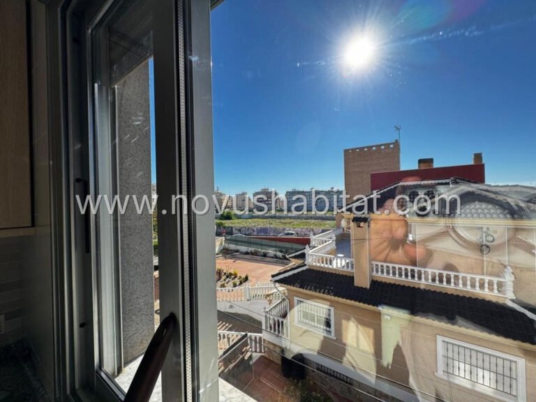Apartment in Torrevieja - 480617 - foto 11