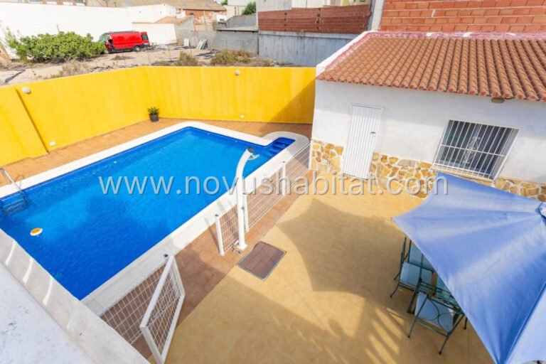 Townhouse in Los Montesinos - 520485 - foto 4