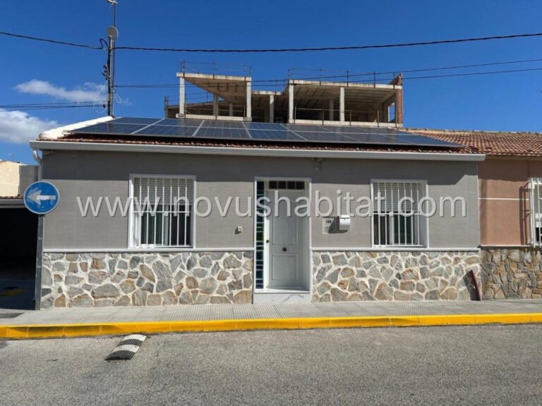 Townhouse in Los Montesinos - 520485 - foto 5