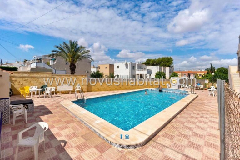 Apartment in Torrevieja - 480612 - foto 2