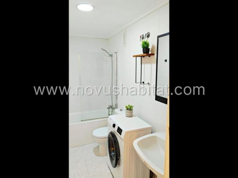 Apartment in Torrevieja - 528303 - foto 13