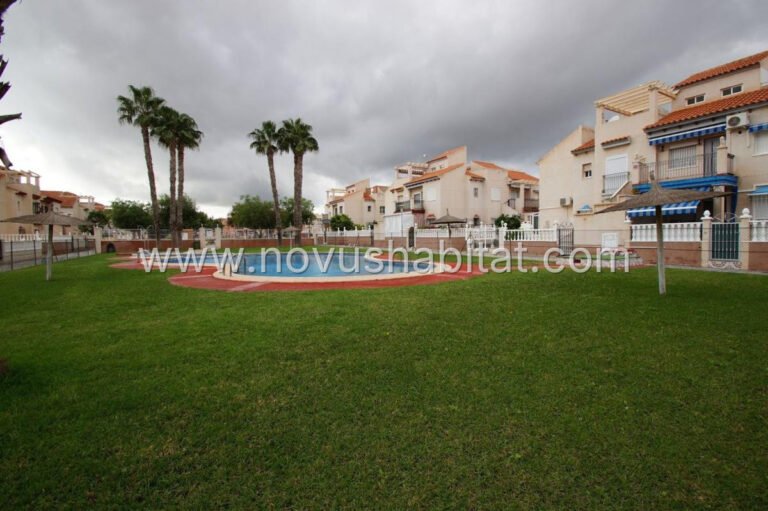 Townhouse in Orihuela - 529706 - foto 21
