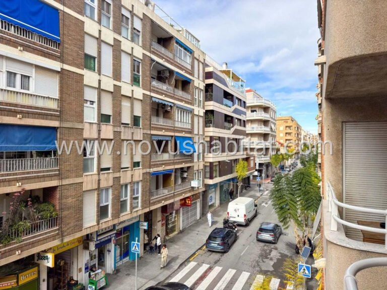 Íbúð í Torrevieja - 529361 - foto 25