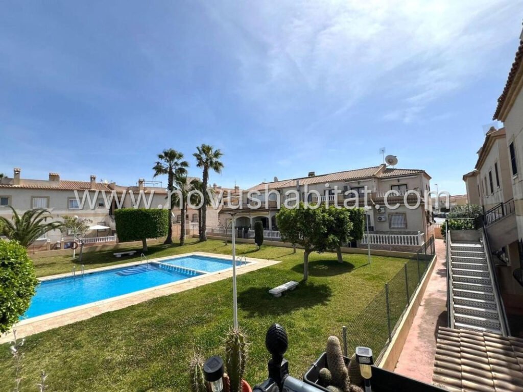 Townhouse in Torrevieja - 530448 – foto 1