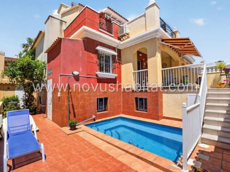 Rijtjeshuis in Torrevieja - 532160