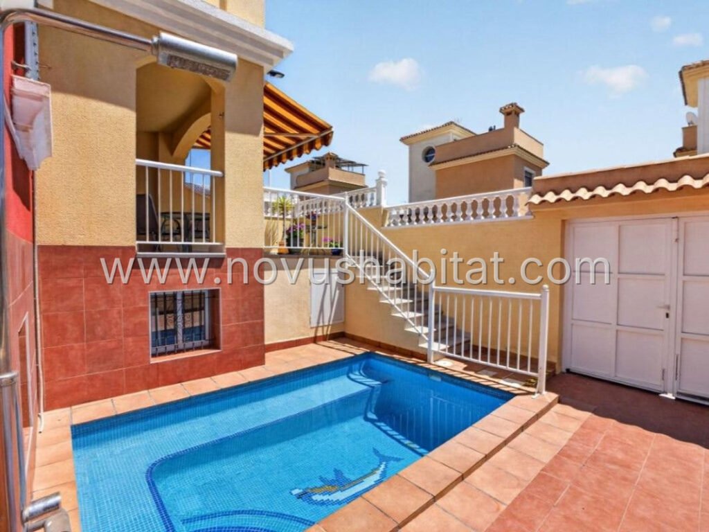 Townhouse in Torrevieja - 532160 – foto 2