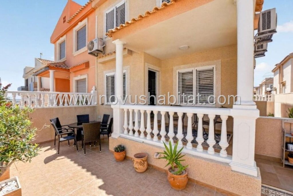 Townhouse in Torrevieja - 535320 – foto 3