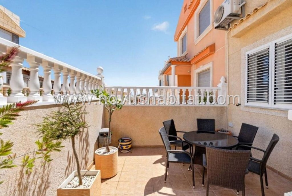 Townhouse in Torrevieja - 535320 – foto 4