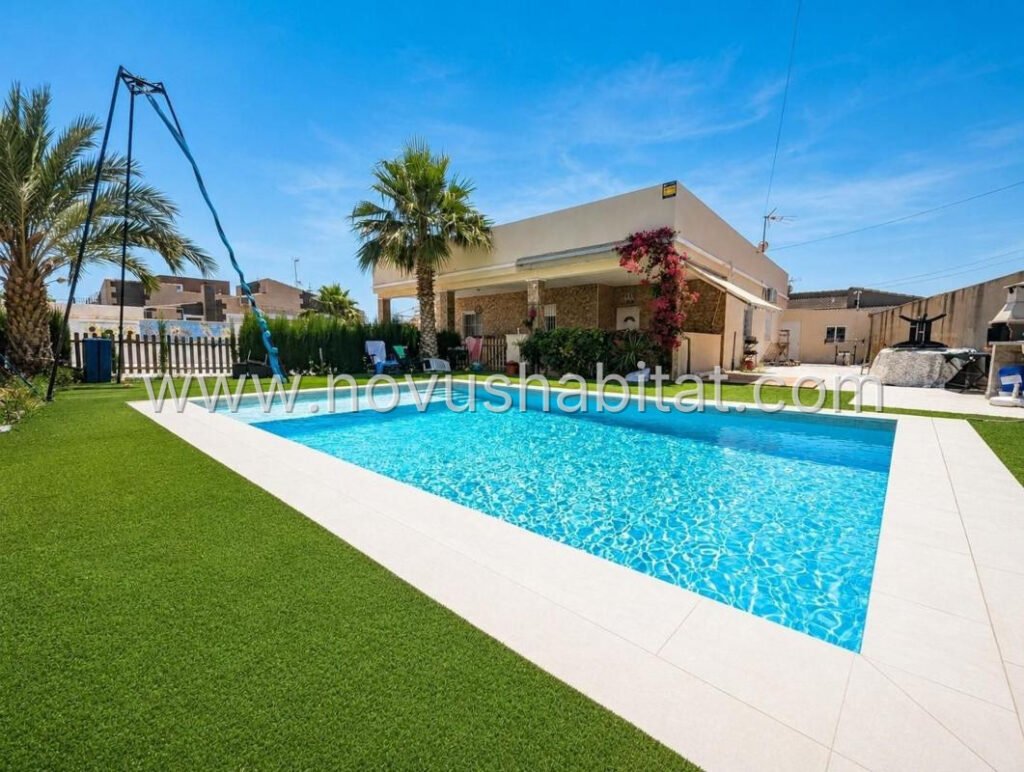 Villa in Torrevieja - 537165 – foto 1