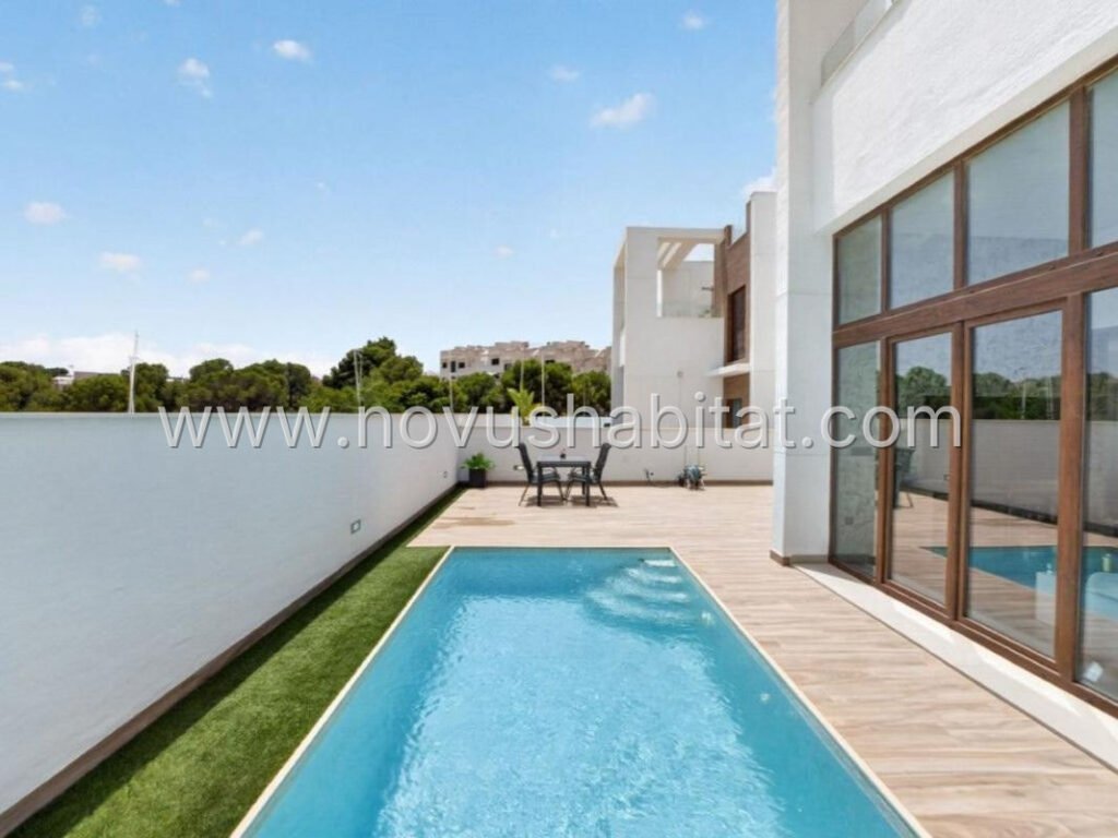 Villa in Torrevieja - 549263 – foto 4
