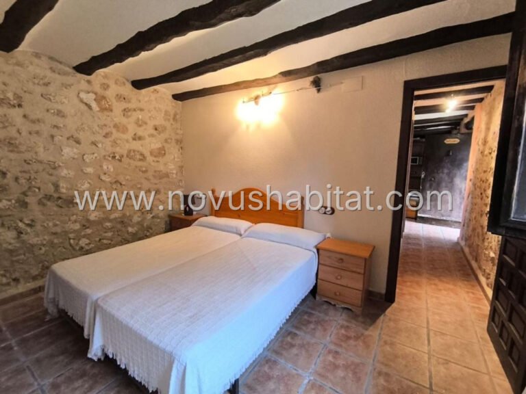 Commercial in Banyeres de Mariola - 558505 - foto 13