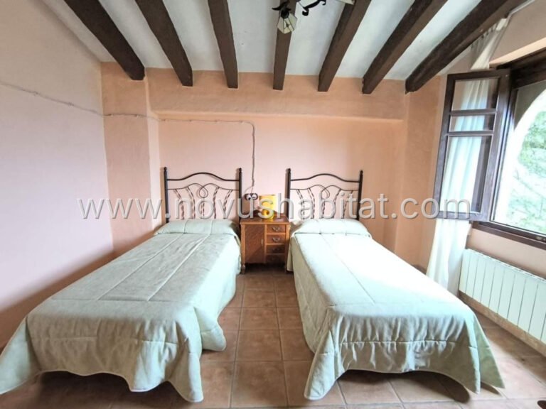Commercial in Banyeres de Mariola - 558505 - foto 14