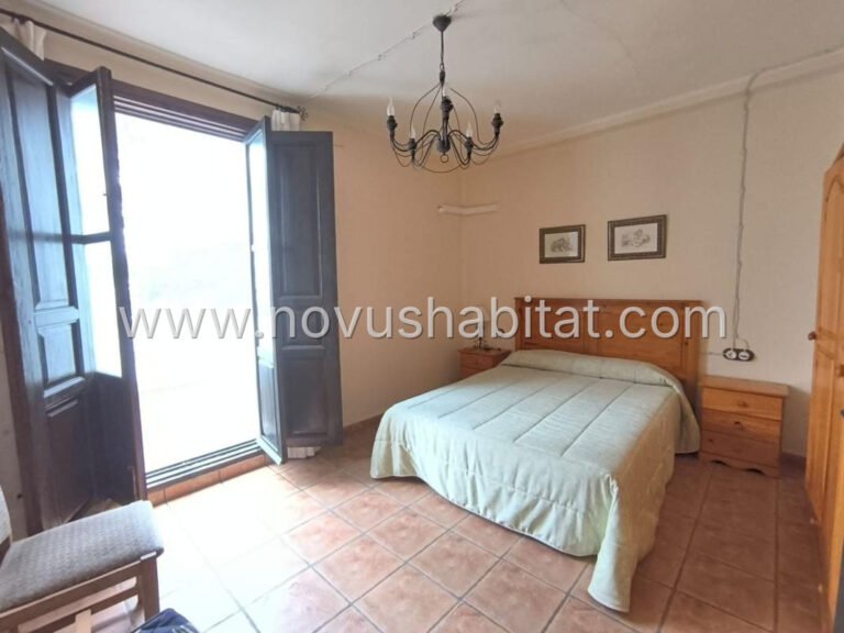 Commercial in Banyeres de Mariola - 558505 - foto 19