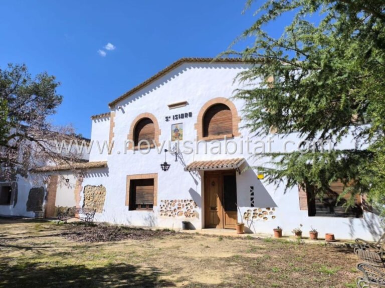 Commercial in Banyeres de Mariola - 558505 - foto 2