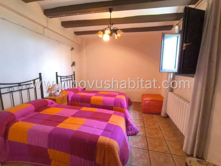 Commercial in Banyeres de Mariola - 558505 - foto 21