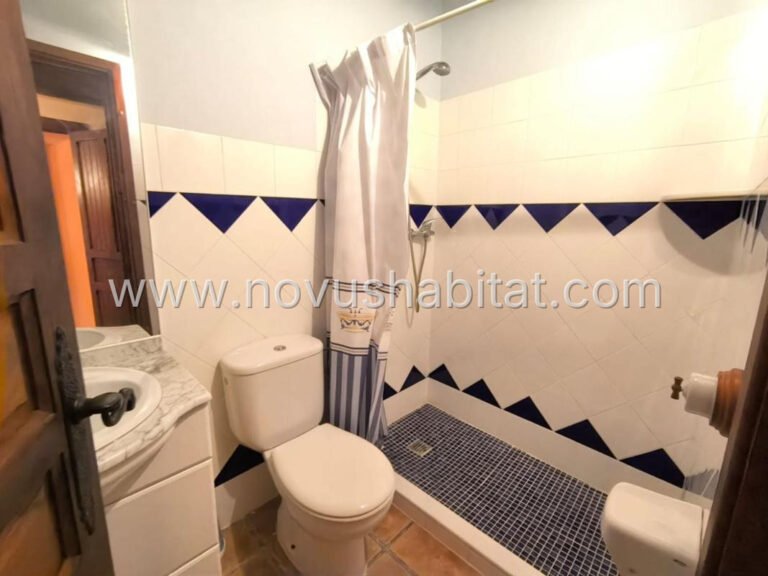 Commercial in Banyeres de Mariola - 558505 - foto 24